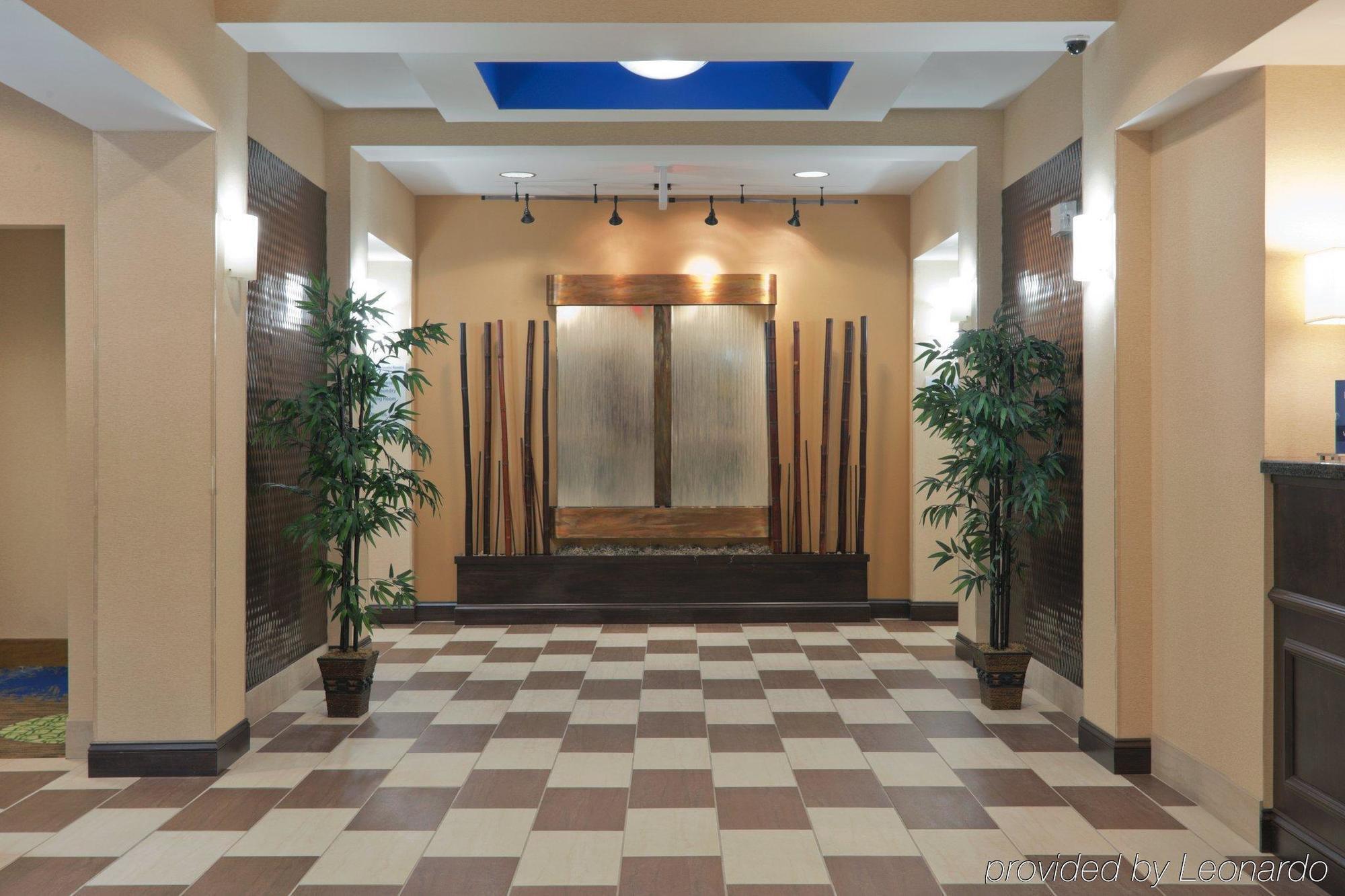 Holiday Inn Express Columbia By Ihg מראה פנימי תמונה